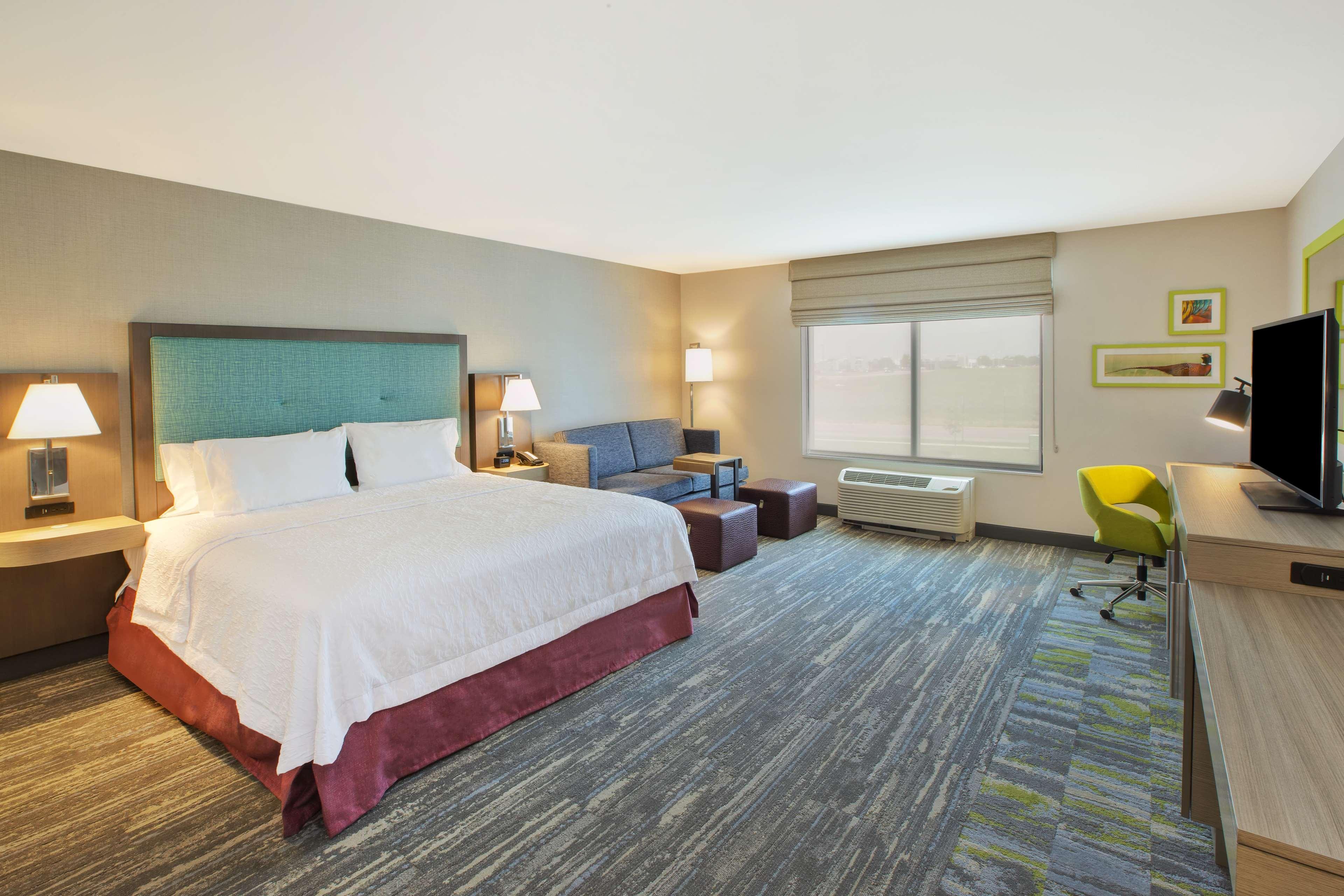 Hampton Inn & Suites By Hilton, Southwest Sioux Falls Exterior photo