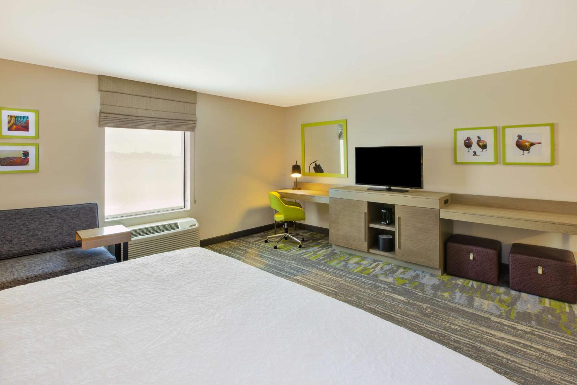 Hampton Inn & Suites By Hilton, Southwest Sioux Falls Exterior photo